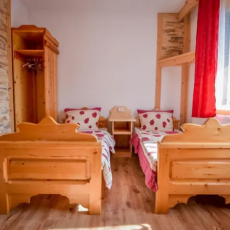 Homestay Goscinne U Gasienicow Zab